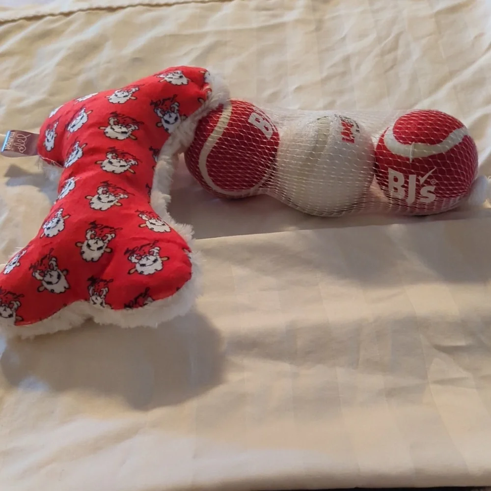 Lamb Chop 3Tennis Balls ,& ClothBone Sale
